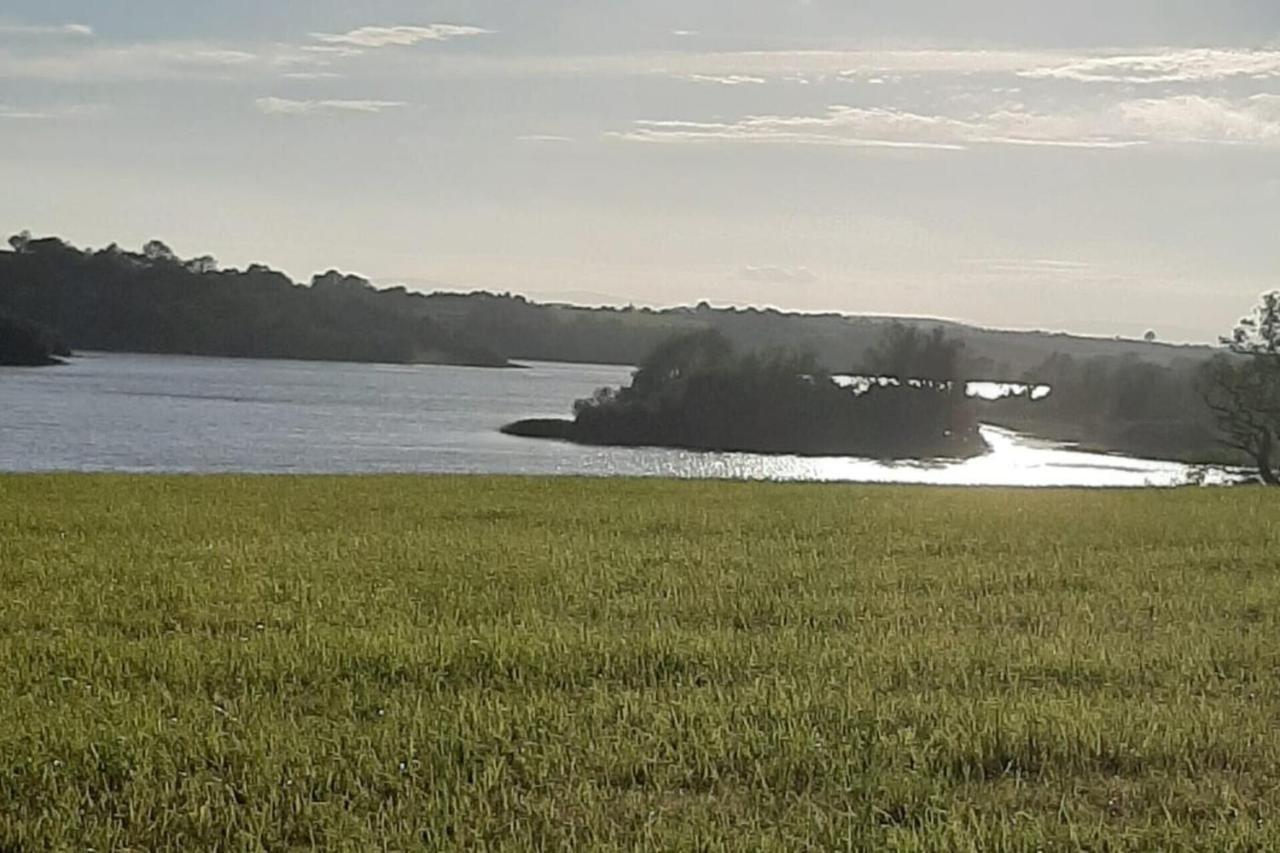 Innishmore Island Farmhouse Кейвън Екстериор снимка